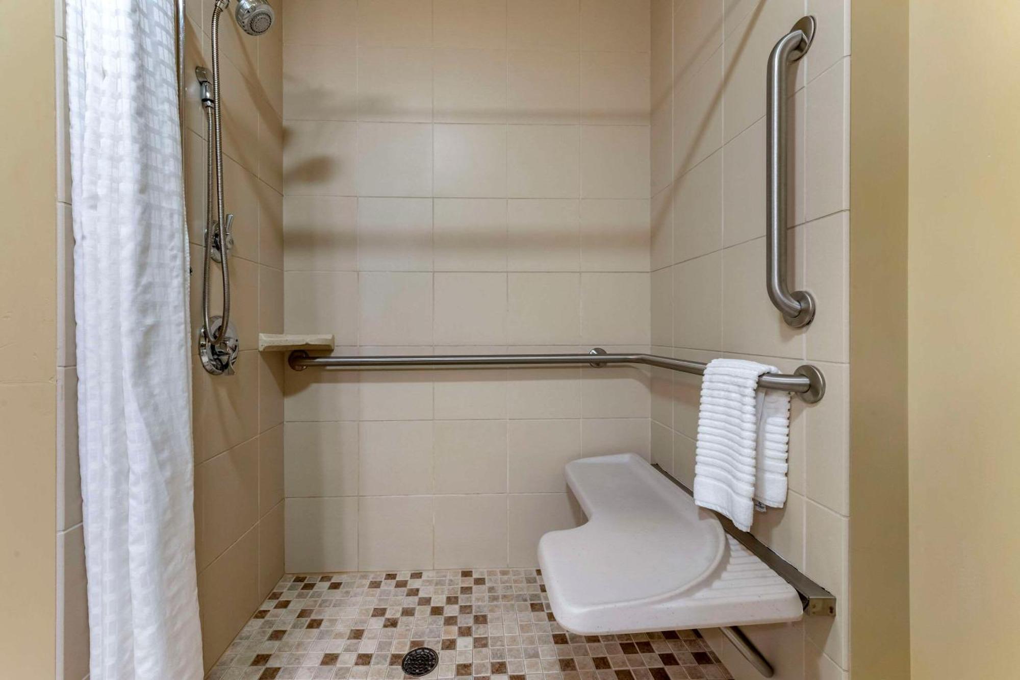 Comfort Inn & Suites Dover Luaran gambar